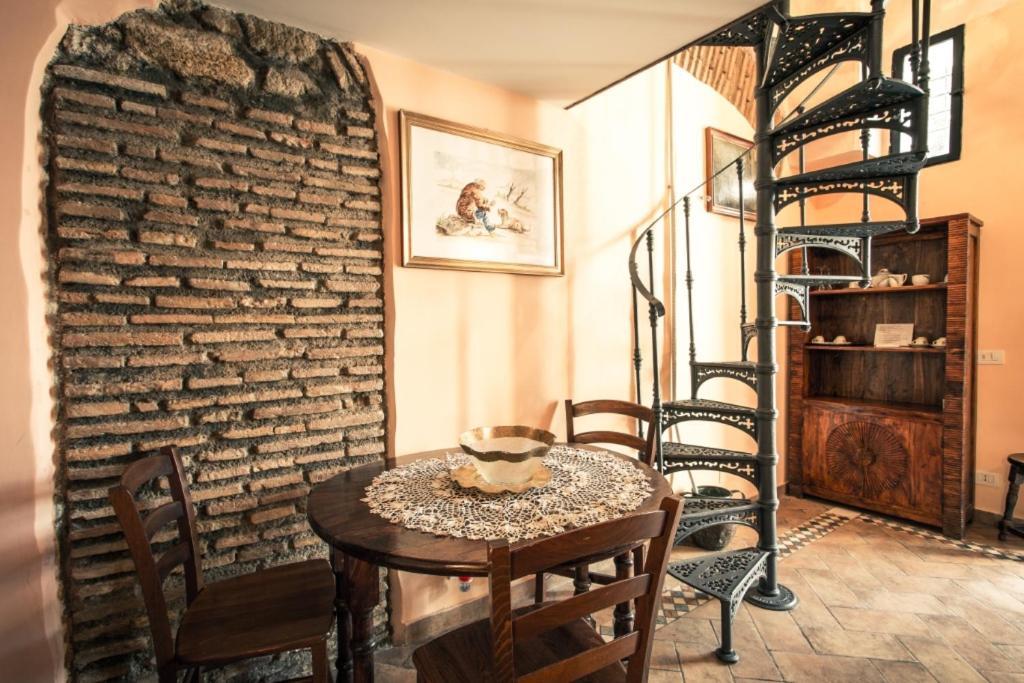 B&B La Fontana Di Pegaso ติโวลี ภายนอก รูปภาพ